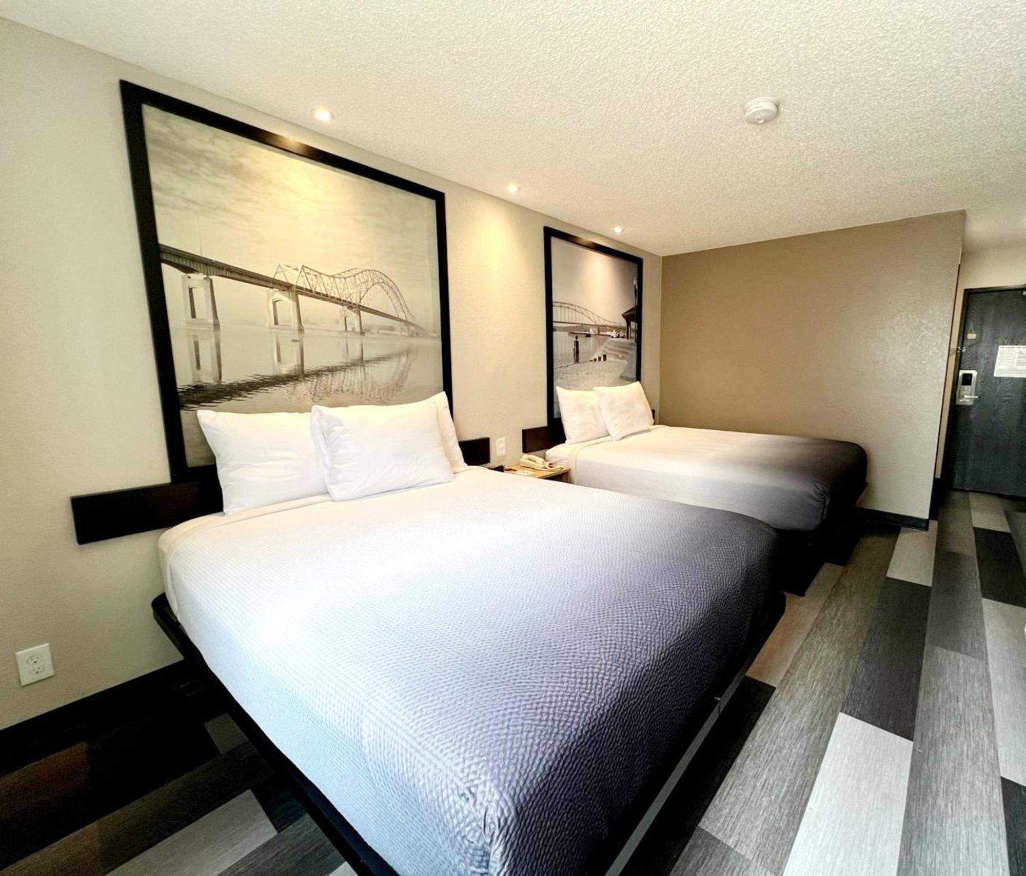 Hotel Super 8 By Wyndham Cedar Rapids Exterior foto